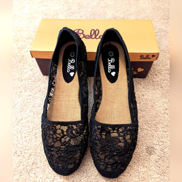 Bella flat shoe size 11 black lace - Picture 1 of 1